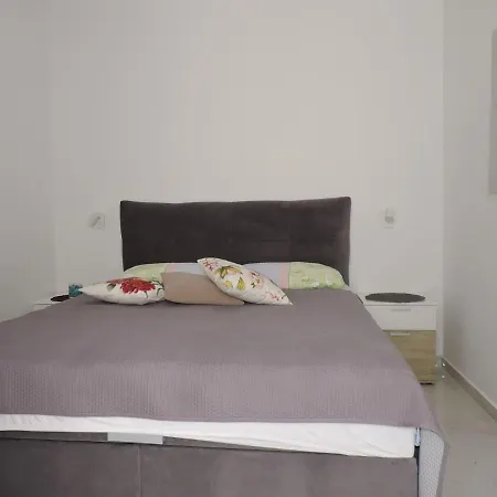 Apartman Berat